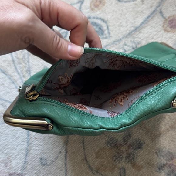 HOBO Green Leather Clutch - Picture 6 of 8